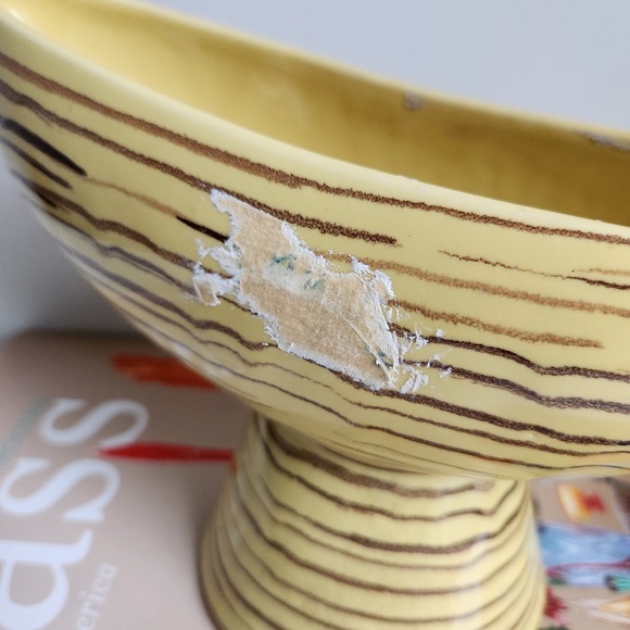 Vintage Mid Century Modern McCoy Yellow Harmony Planter - Picture 8 of 10